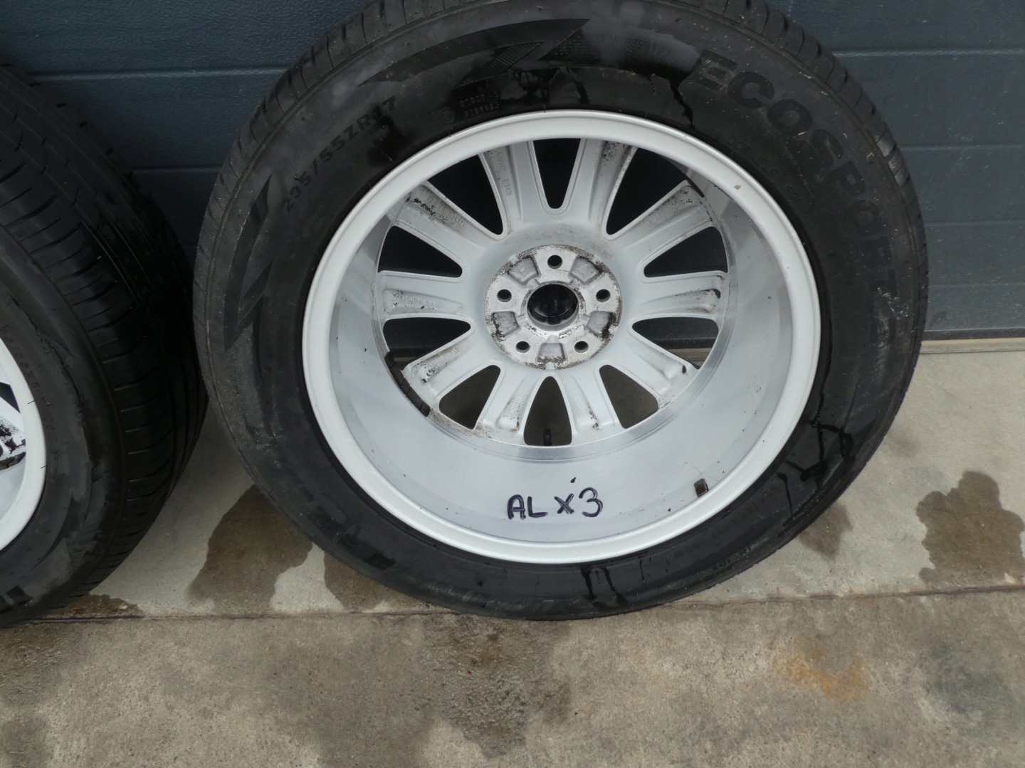 4X wheels discs tyres VW 5N0601025M 2020R