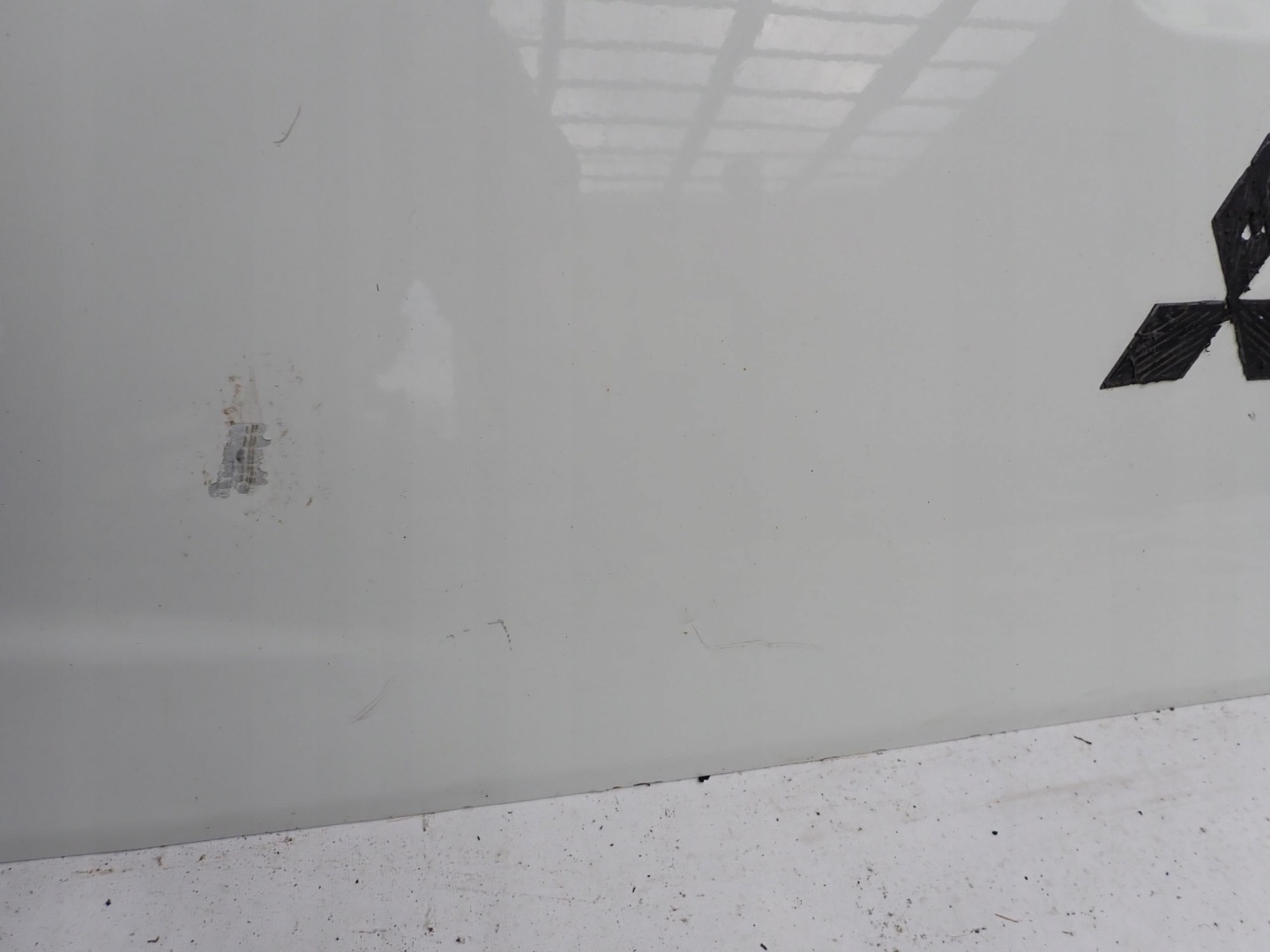MITSUBISHI L200 15- trunk door boot rear part