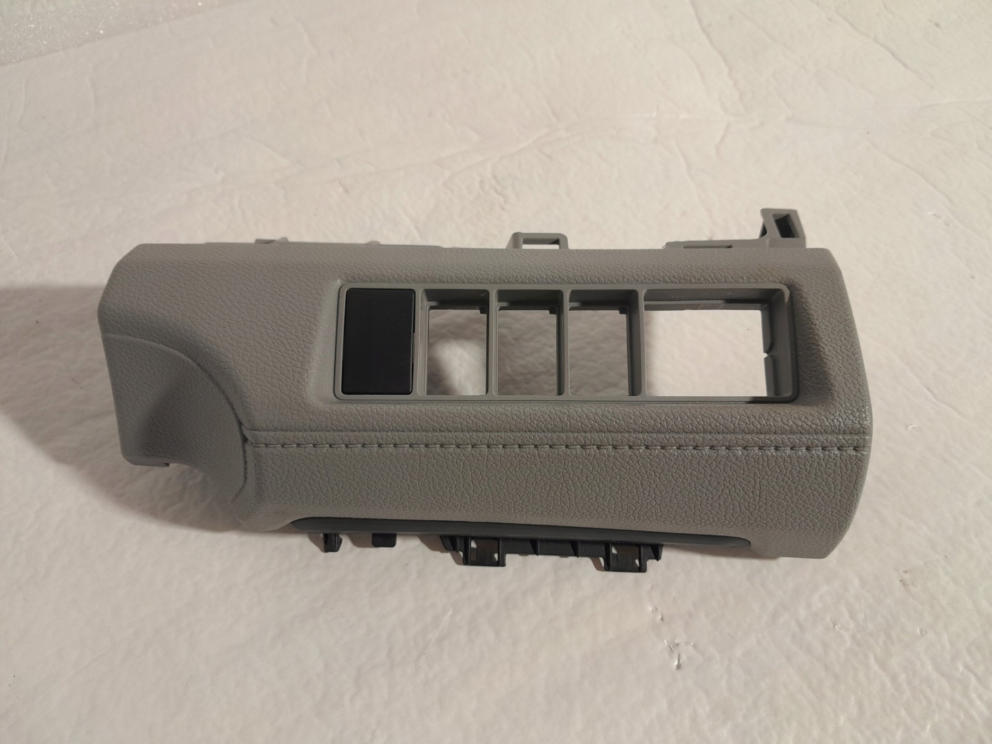 HONDA ODYSSEY V 18- cover frame PANELU controls 77240-THR