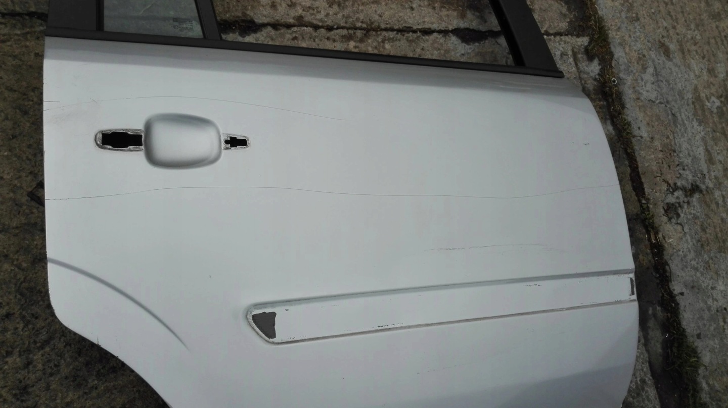 OPEL ZAFIRA B Z 157 right front and right left rear part