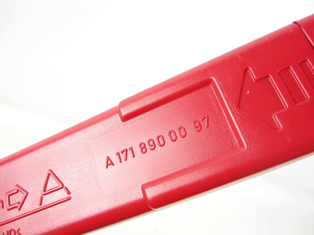 triangle warning Mercedes W212 Lift
