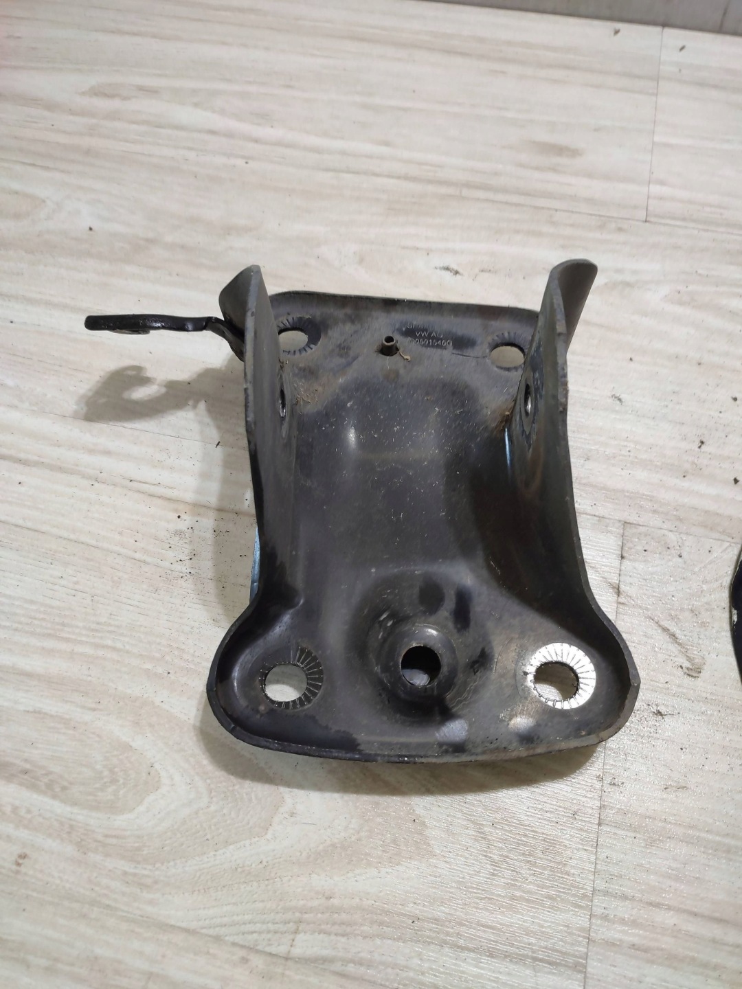 Skoda Scala 2020 rear part side right console siders rear part