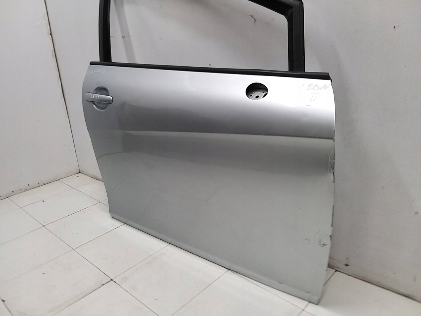 SEAT LEON 2 II 1P0 05R- door right front front