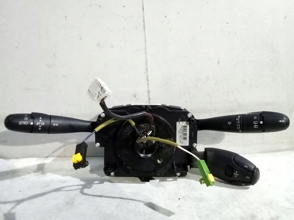 Peugeot 207 steering wheel levers and controls 96630724XT