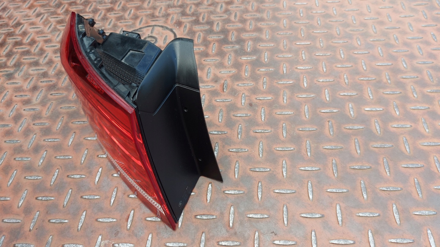 light left left rear part VW PASSAT B8 sedan 15