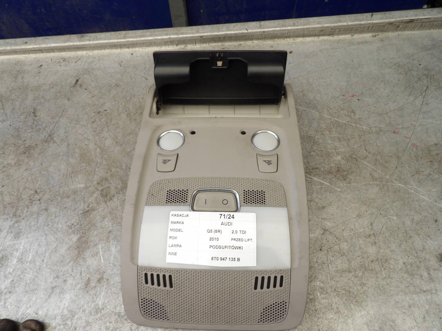 AUDI A4 A5 Q5 FANALE CIELO INTERNO 8T0947135B
