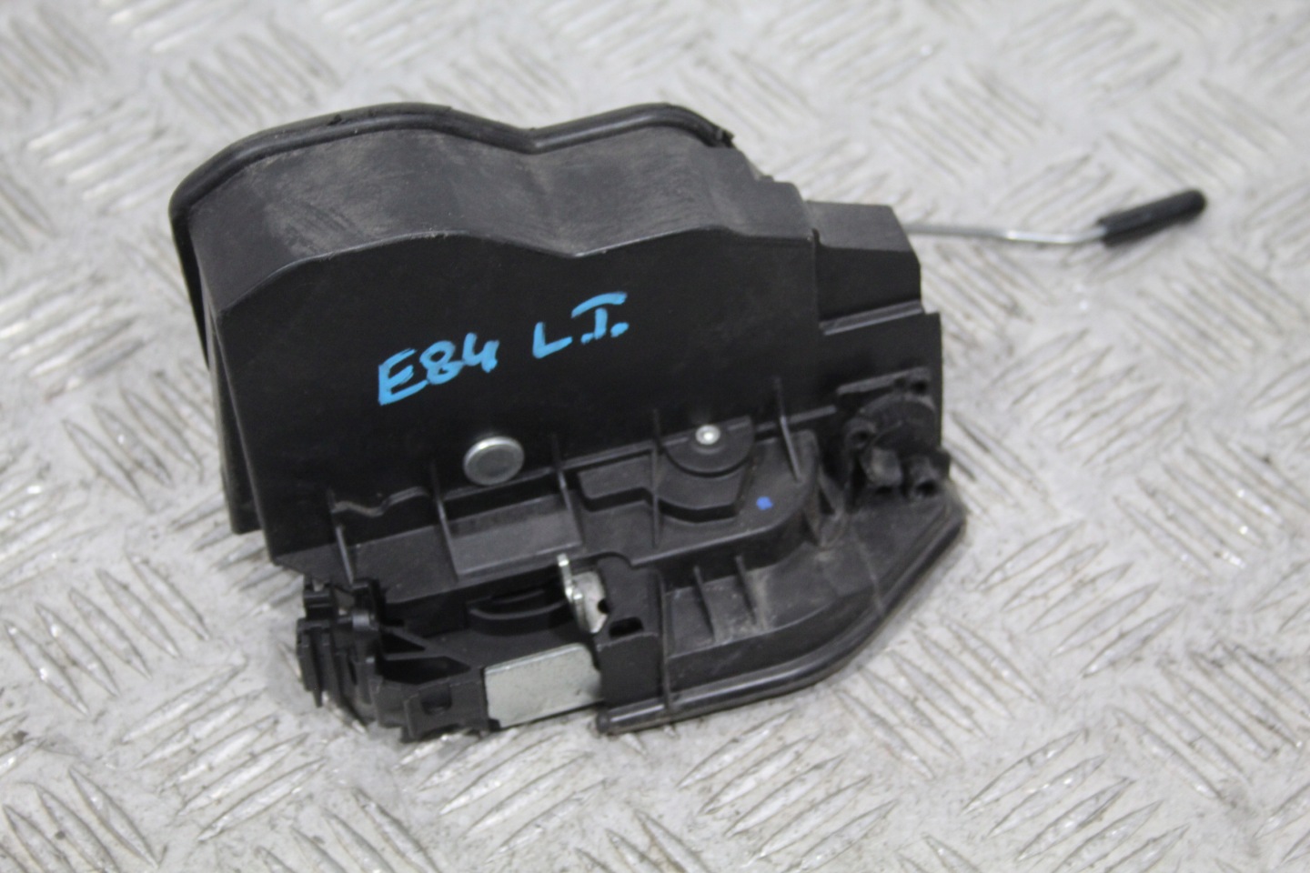 lock door left rear part BMW X1 E84