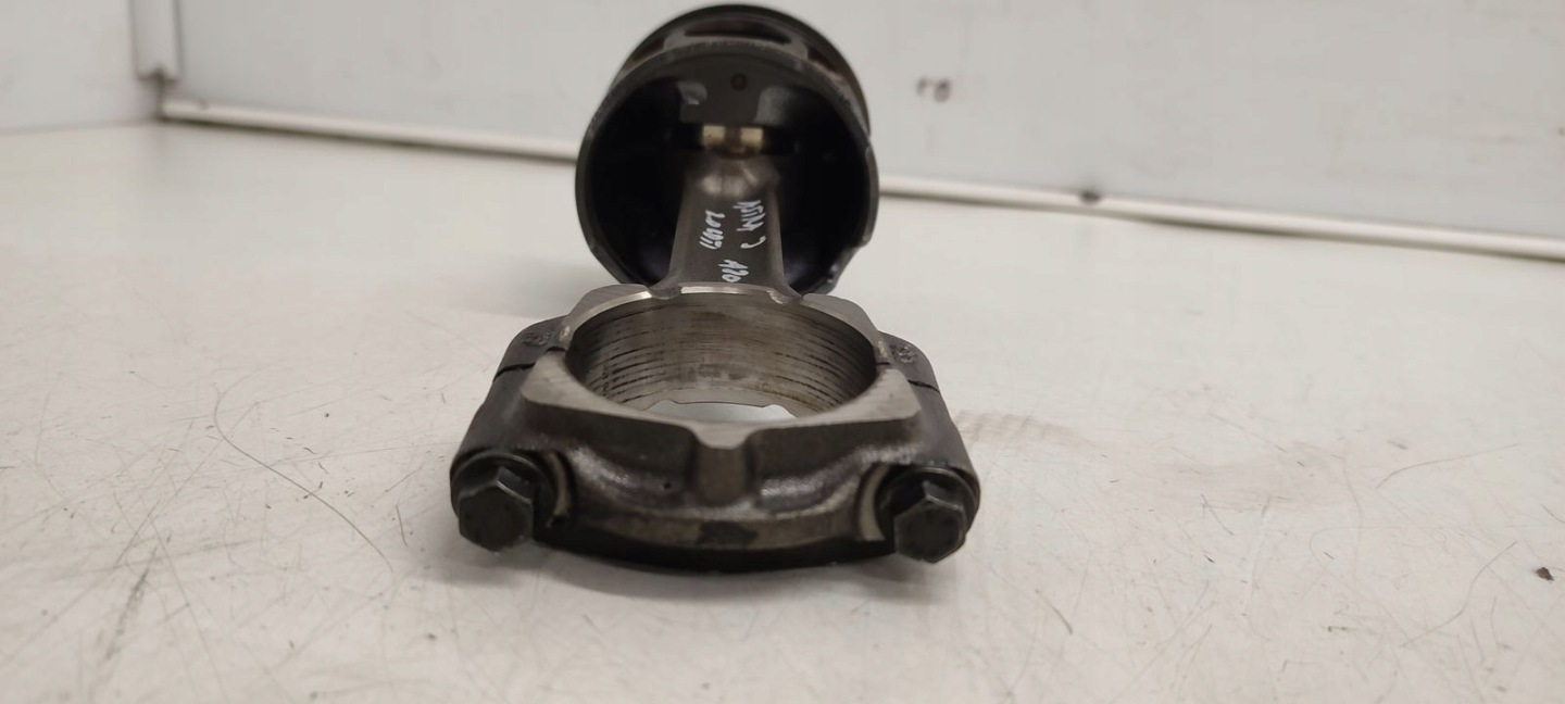 Piston Bielle A20DTH Opel Astra J kombi 2,0 CDTI