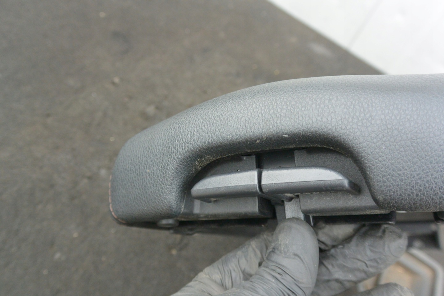 armrest TUNEL central leather INFINITI FXII FX2 2