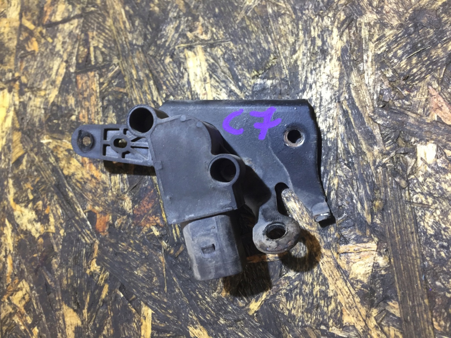 AUDI A6 C7 Sensor POZIOMOWANIA vorne 4H0941285H
