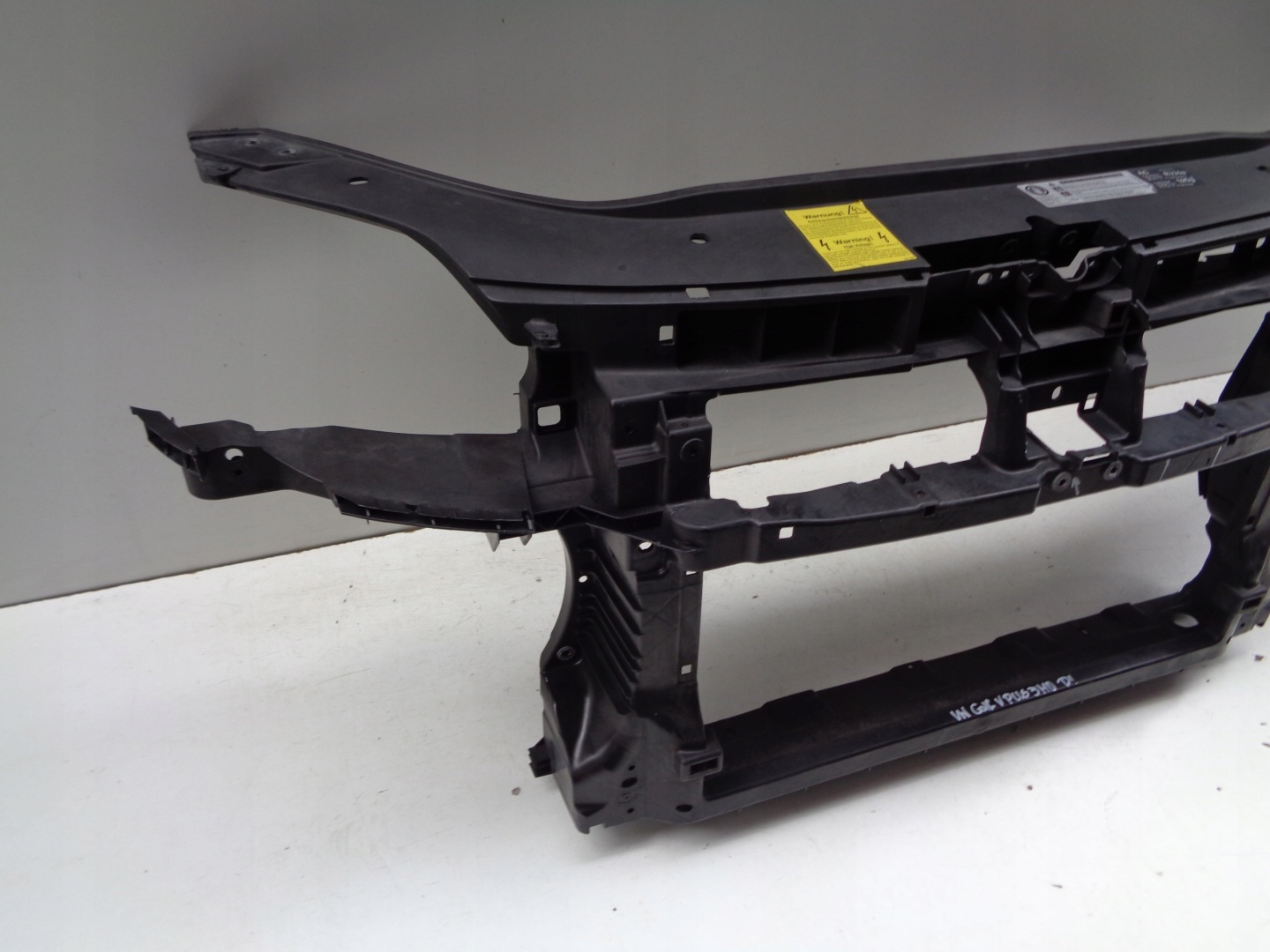 bar, wall front VW GOLF V 5 VI 6 + plus 5M 5M0