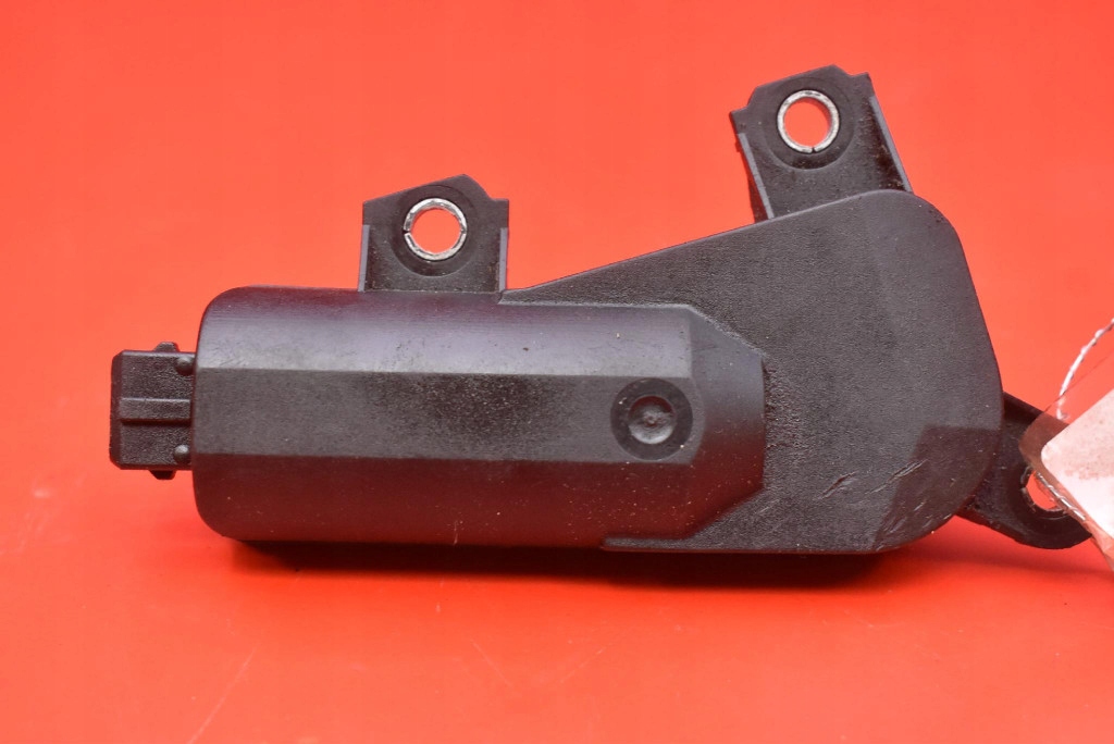 regulátor sání 7511383 BMW E46 2.0i VALVETRONIC 143 KM 01-06