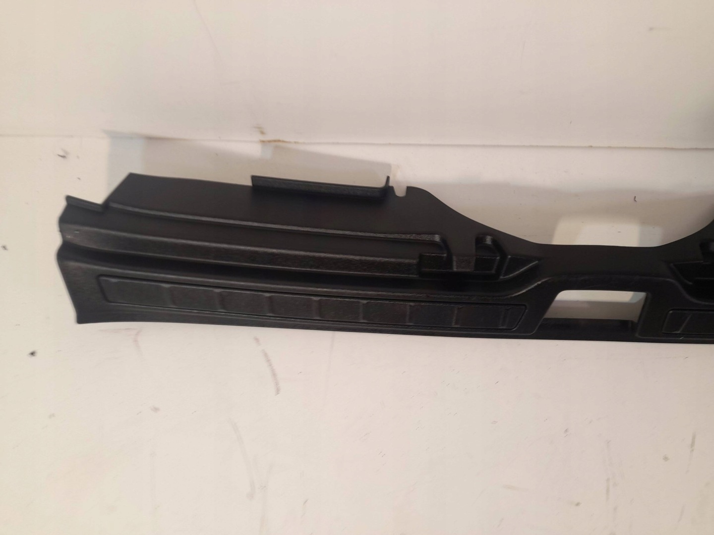 Volvo XC40 cap of the threshold boot 31440884 (XC2)