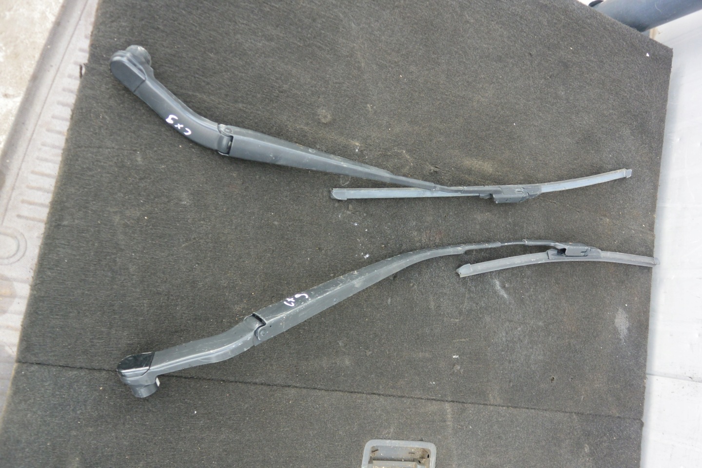 wiper arm front KPL MAZDA CX-9 EU