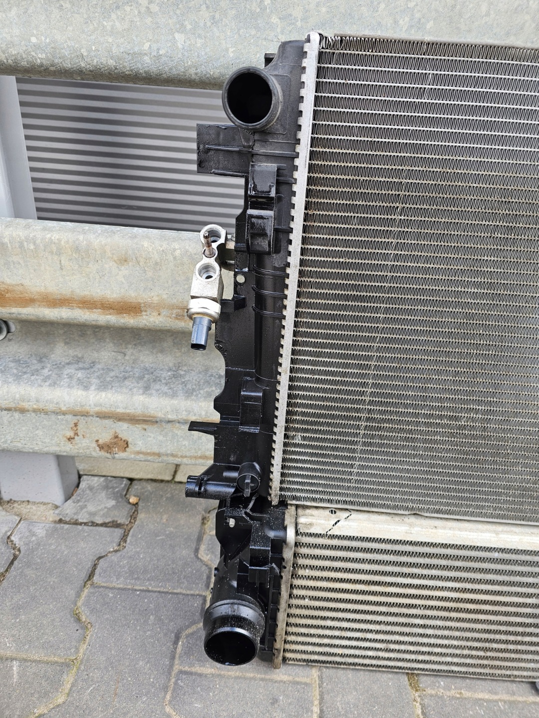 KOMPLET radiatore MERCEDES-BENZ SPRINTER 907 910 W910 W907 319CDI