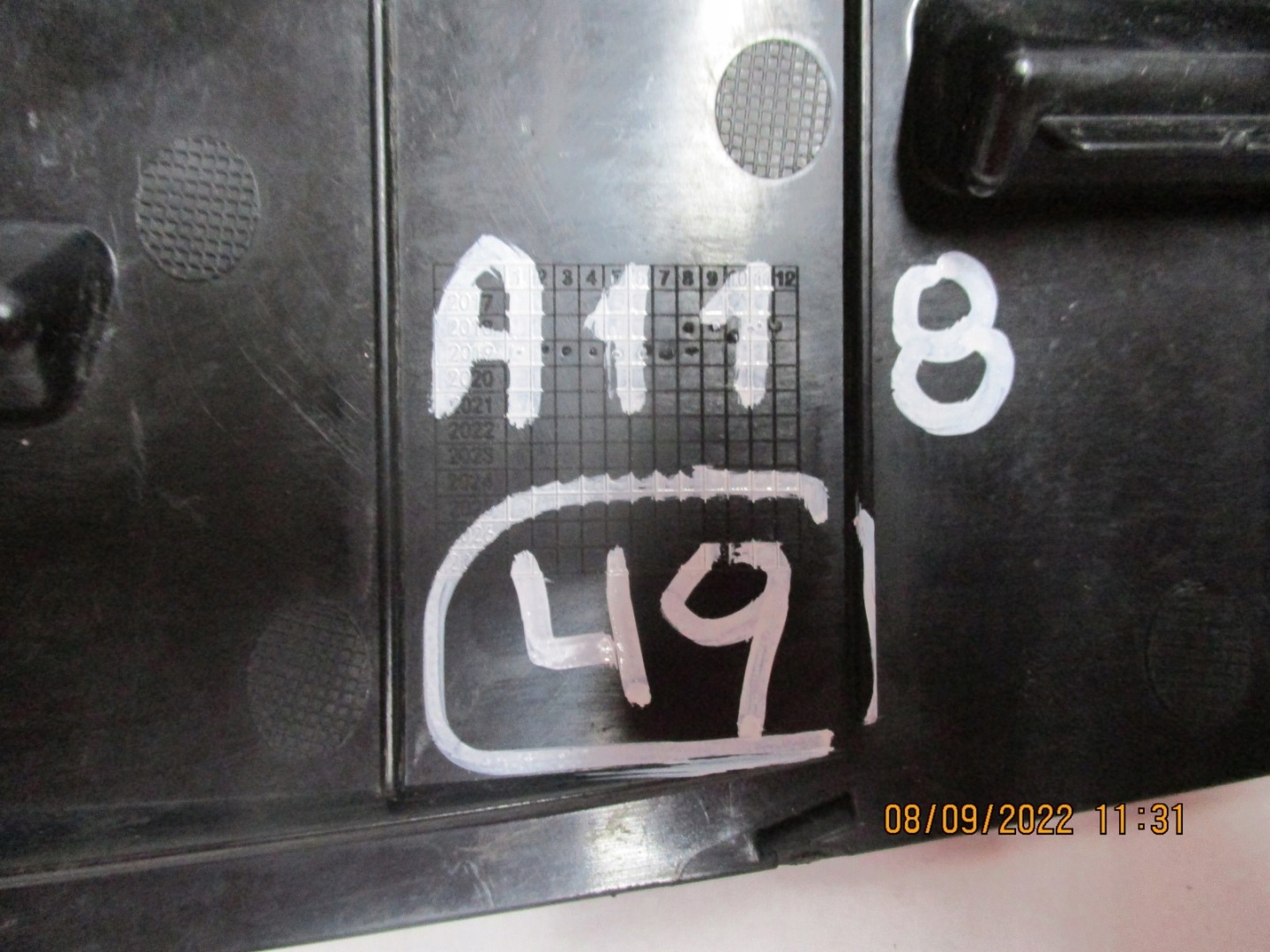 bumper bracket MERCEDS GLA A1568851721