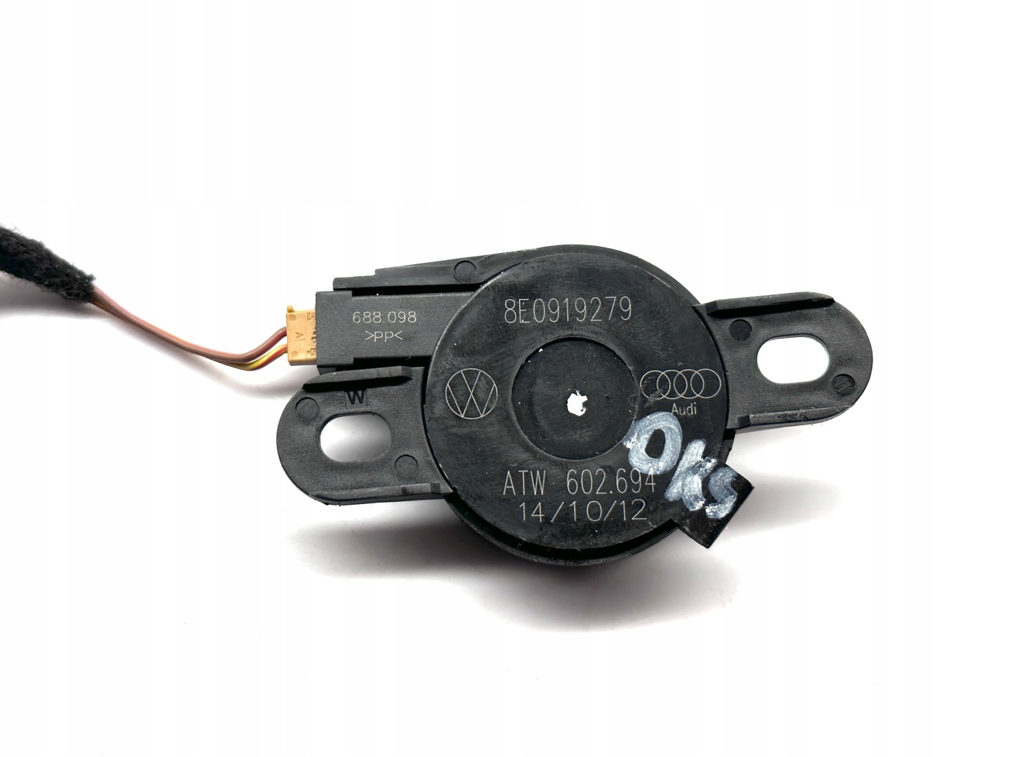 AUDI A3 A4 A5 A6 speaker PDC BUZZER VW 8E0919279