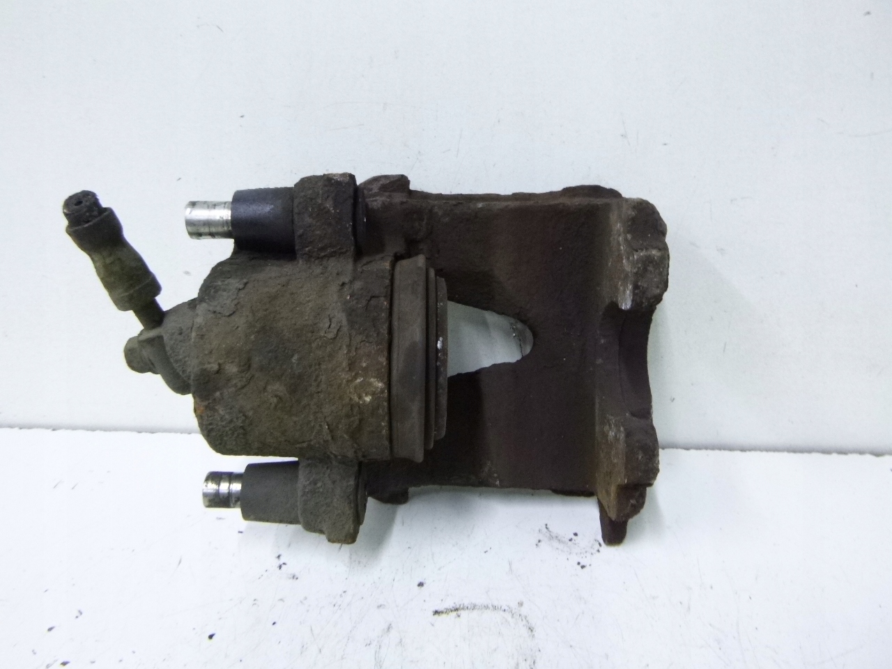 caliper brake front Skoda Octavia 1.9 TDI 96–10