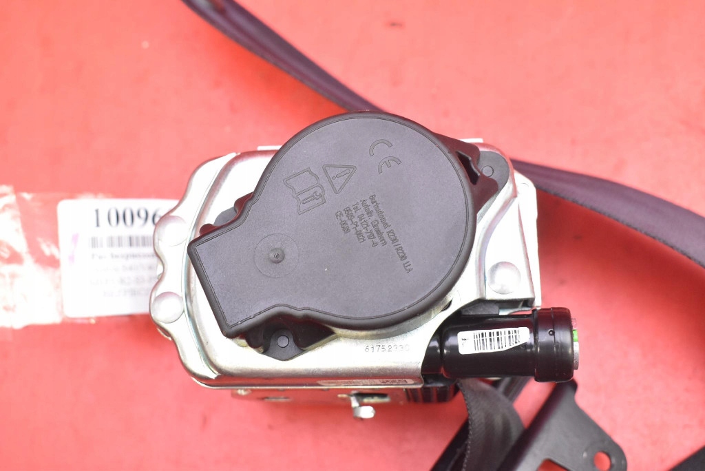 seat belt right front adjuster 31390454 VOLVO V40 2 II 12-16