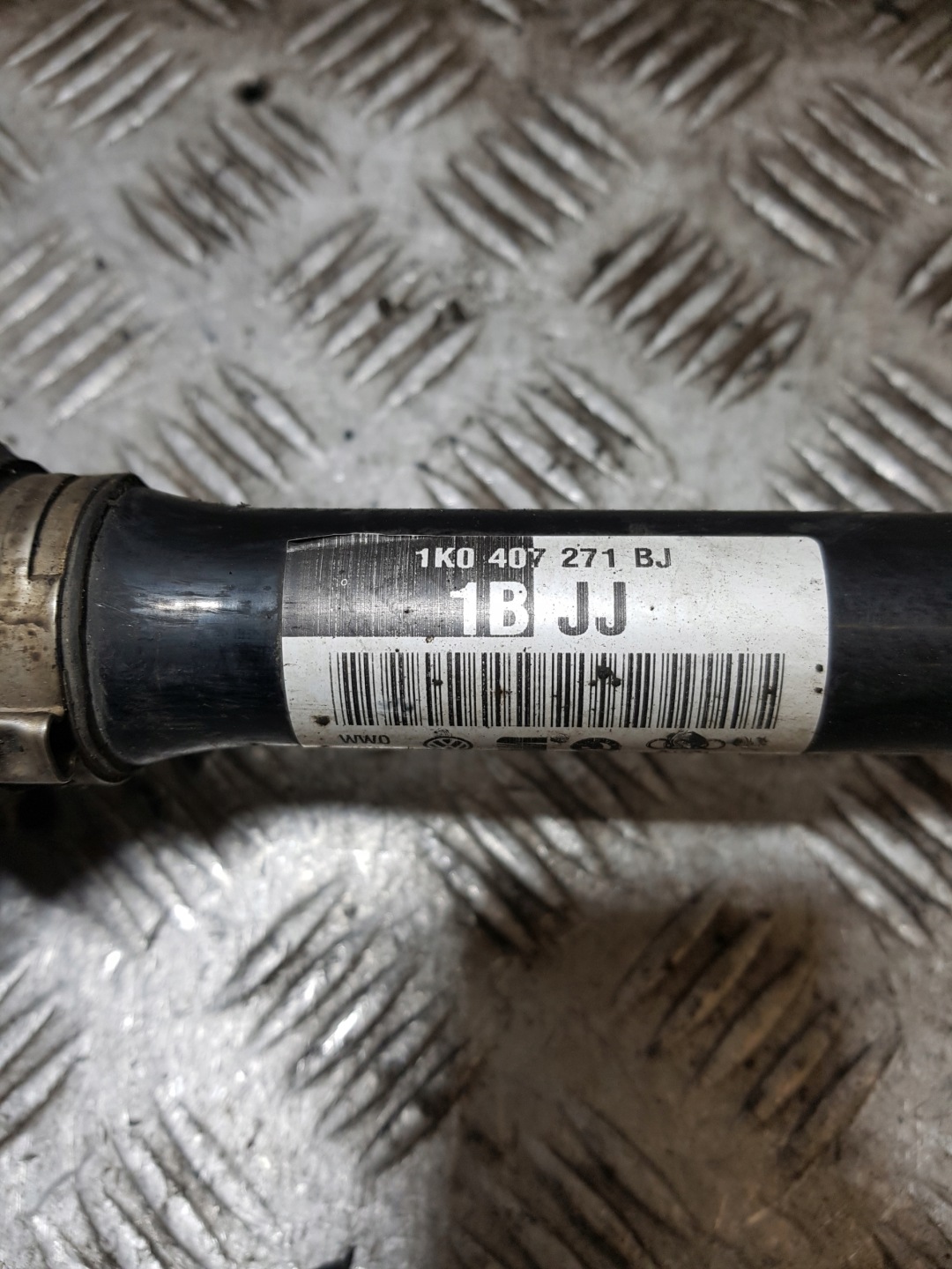 semi-axis semi-axis left front VOLKSWAGEN PASSAT B6 1K0407271BJ