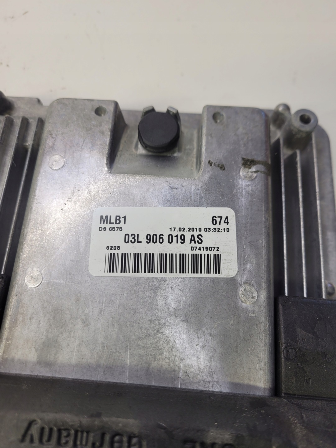 ordinateur unité de commande électronique uce moteur AUDI 2.0 TD 03L906019AS