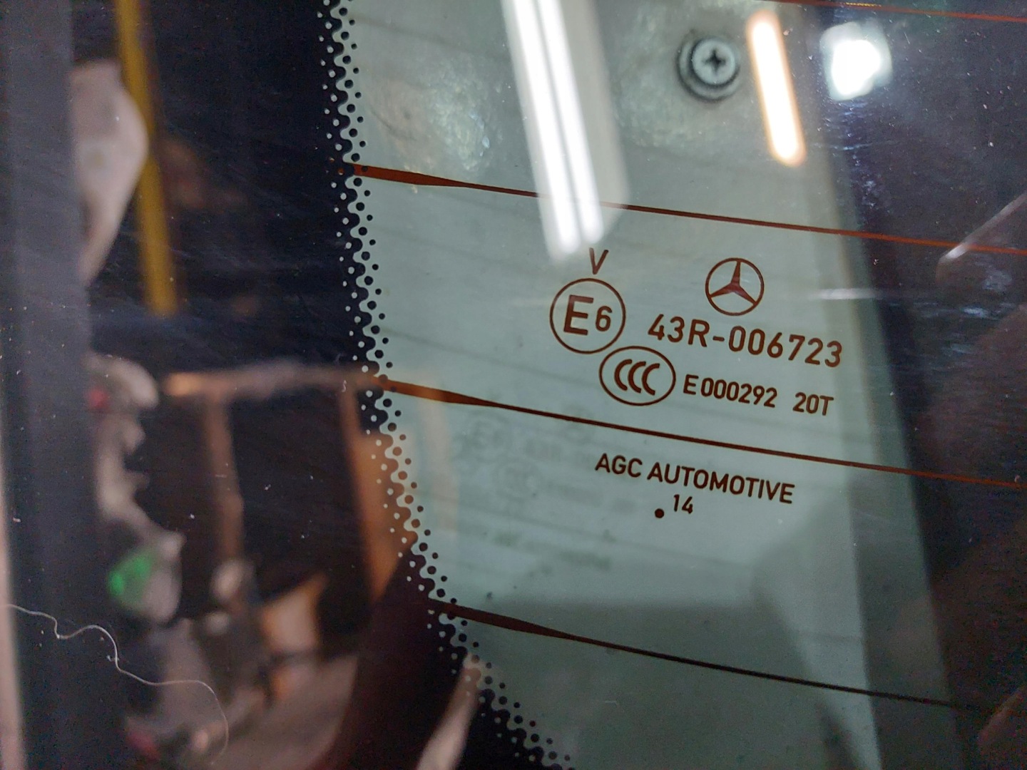 ABLAK far hátso SEDAN MERCEDES C 300 W205