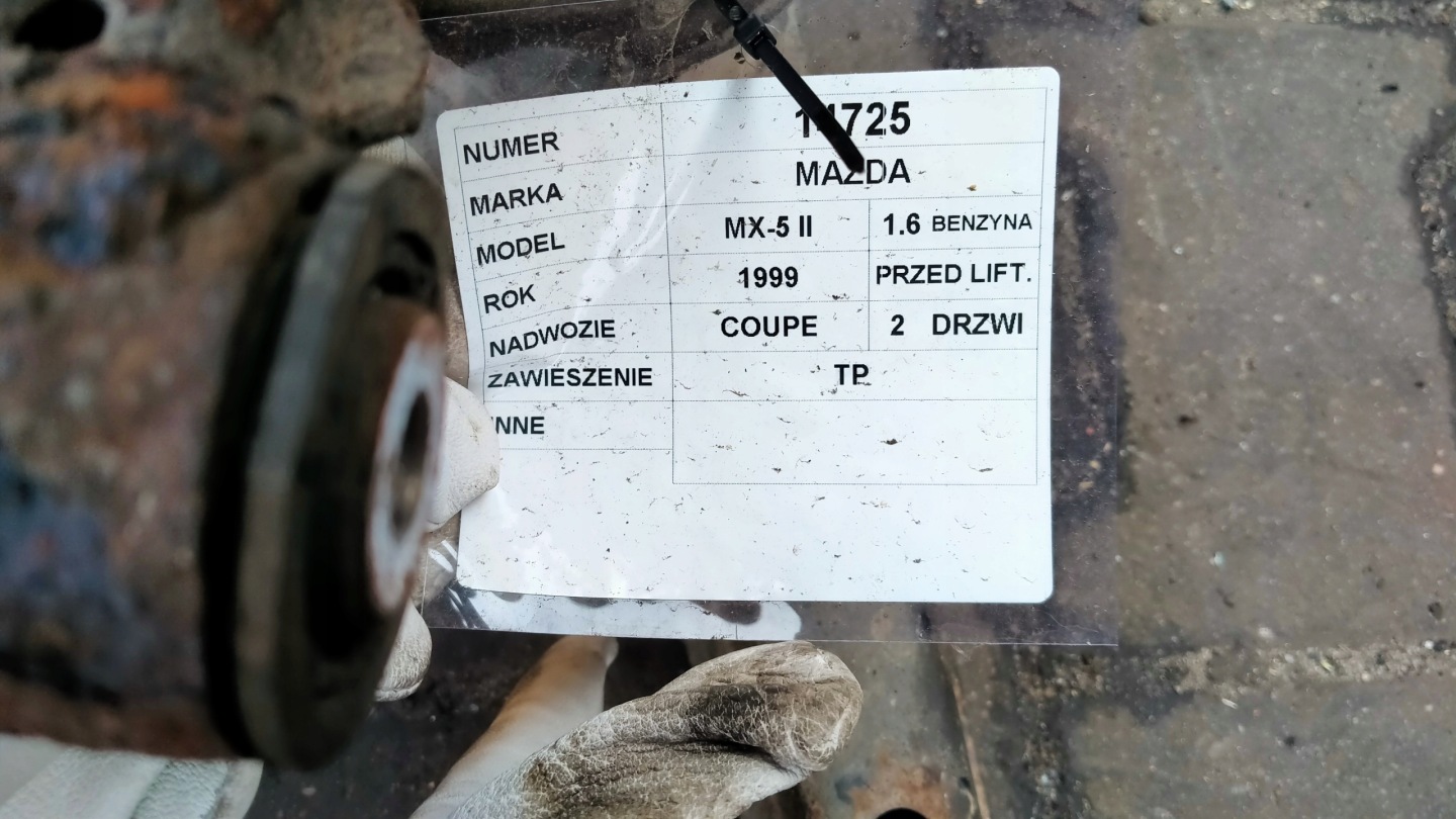 Mazda MX 5 II 1,6B sususpension rear. right