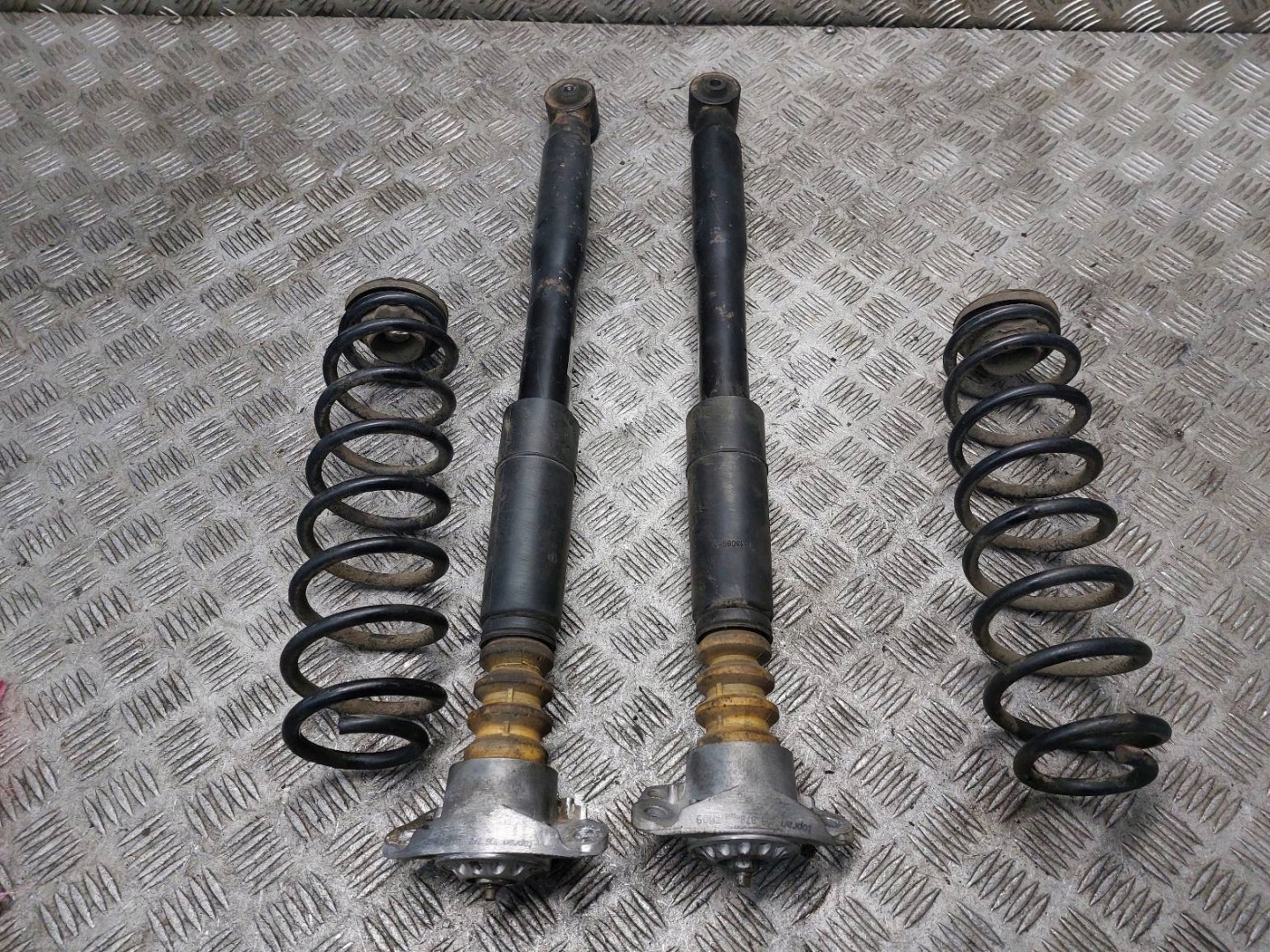 ammortizzatori + molle posteriore KOMPLET SKODA FABIA e