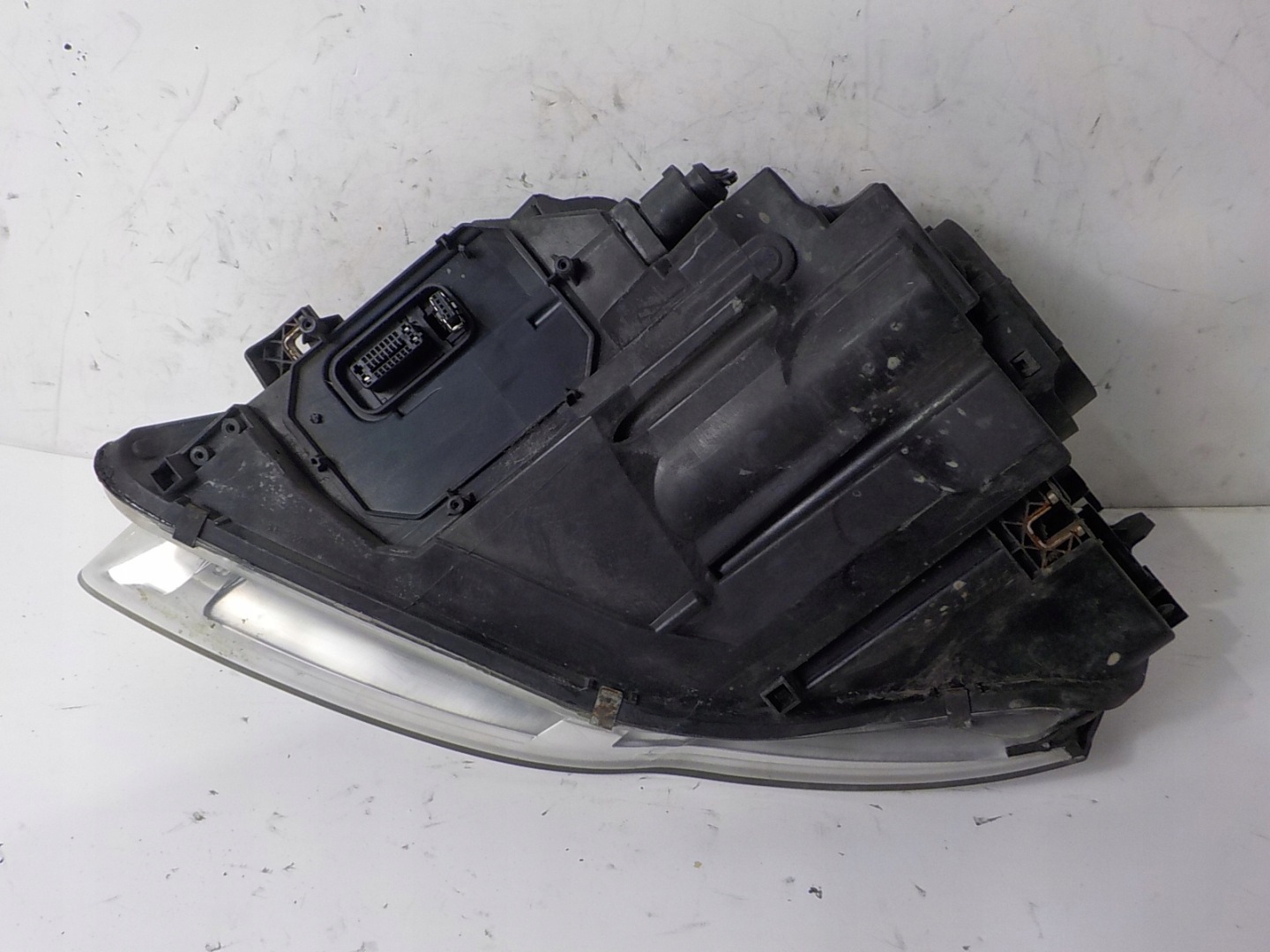AUDI A4 B7 XENON light right front front UK 8E0941004B