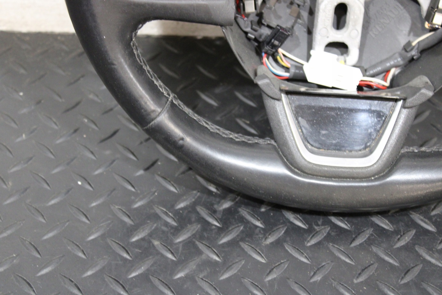 volante MULTIFUNKCJA RENAULT CAPTUR e 1 LIFT