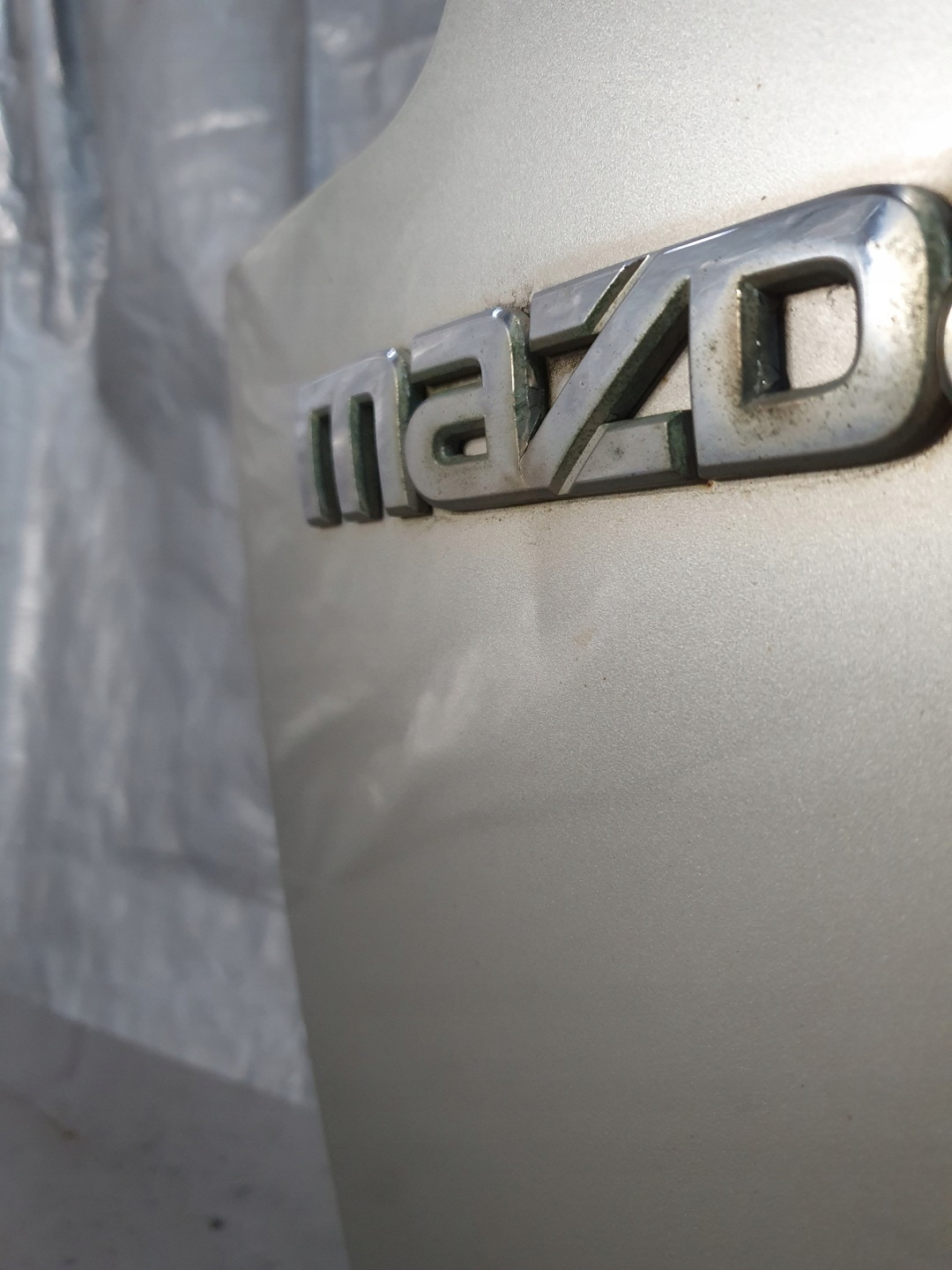 trunk door boot MAZDA 5 V and 05-10r.