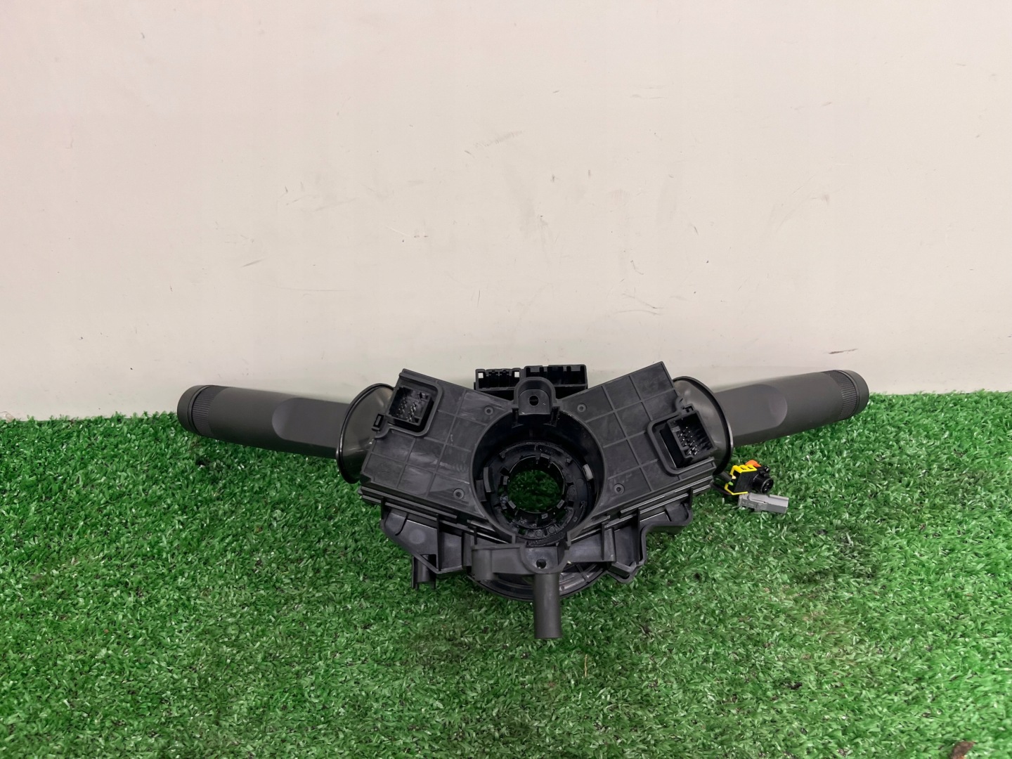 steering wheel levers and controls OPEL CORSA E 22914038