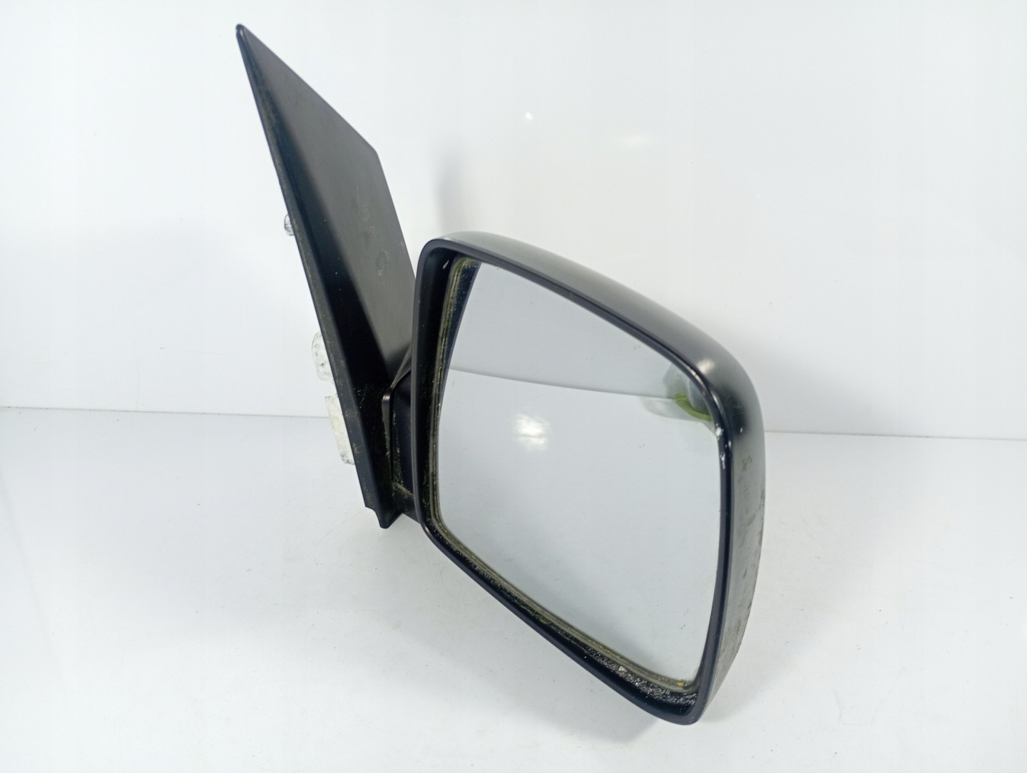 Hyundai H1 HI 07-15 mirror right manually