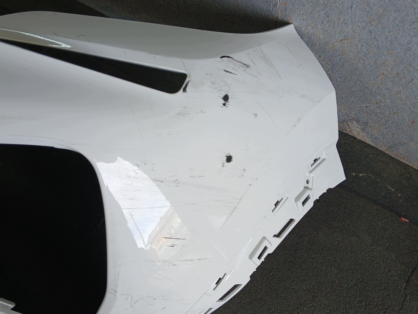nárazník předek CITROEN C3 IV 4 24