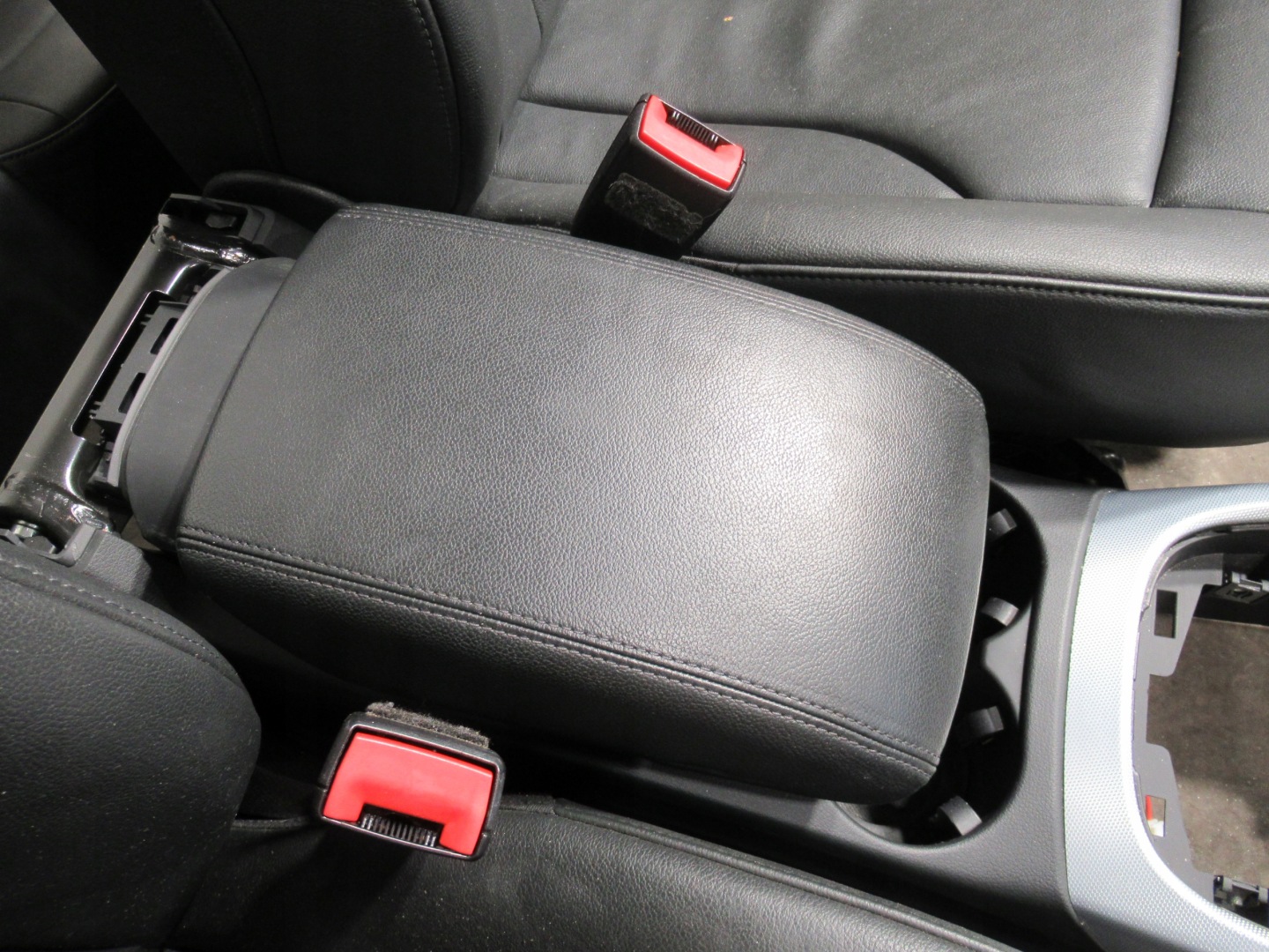 AUDI Q5 UND 1 8R SITZ SITZ VERKLEIDUNG SCHWARZE LEDER