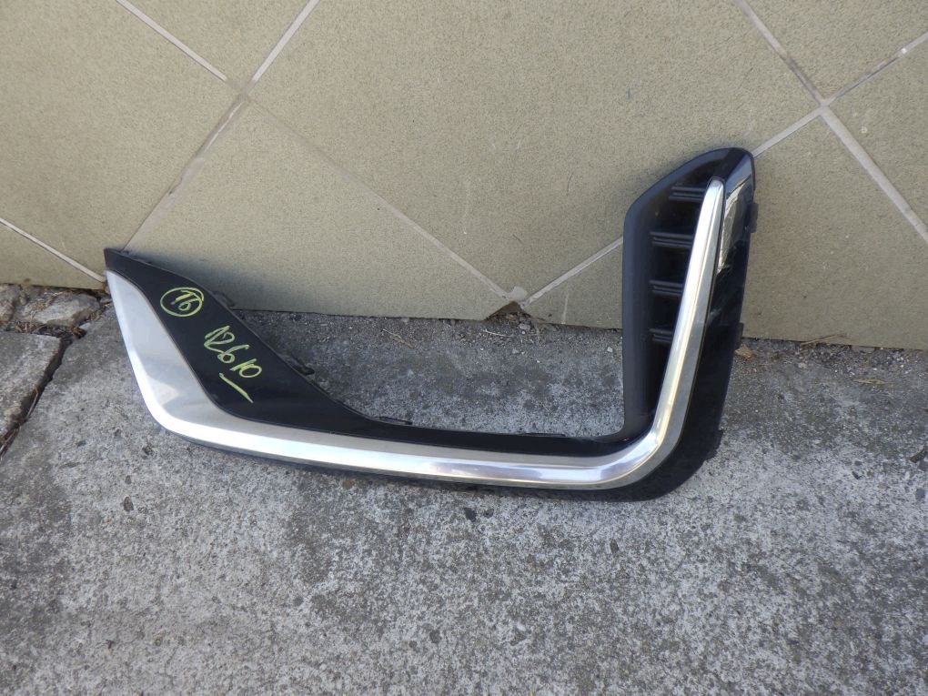 FORD KUGA III MK3 ST LIFT 24- grid of a bumper left