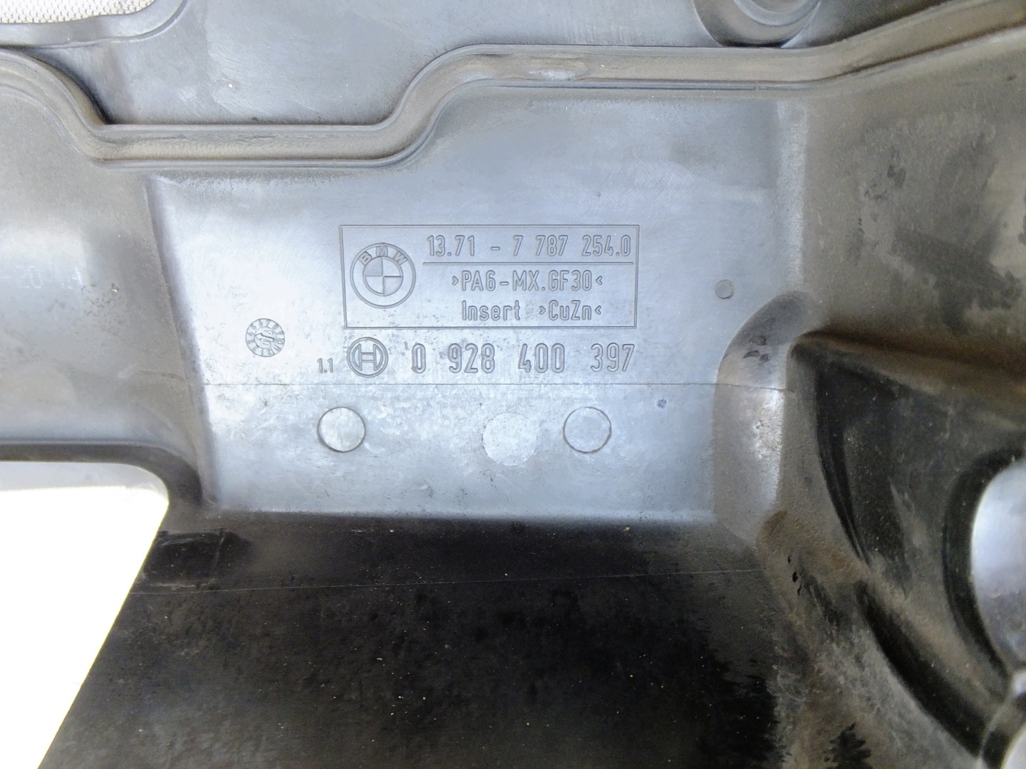 SCATOLA FILTRO bmw e87 2,0 d 7787254