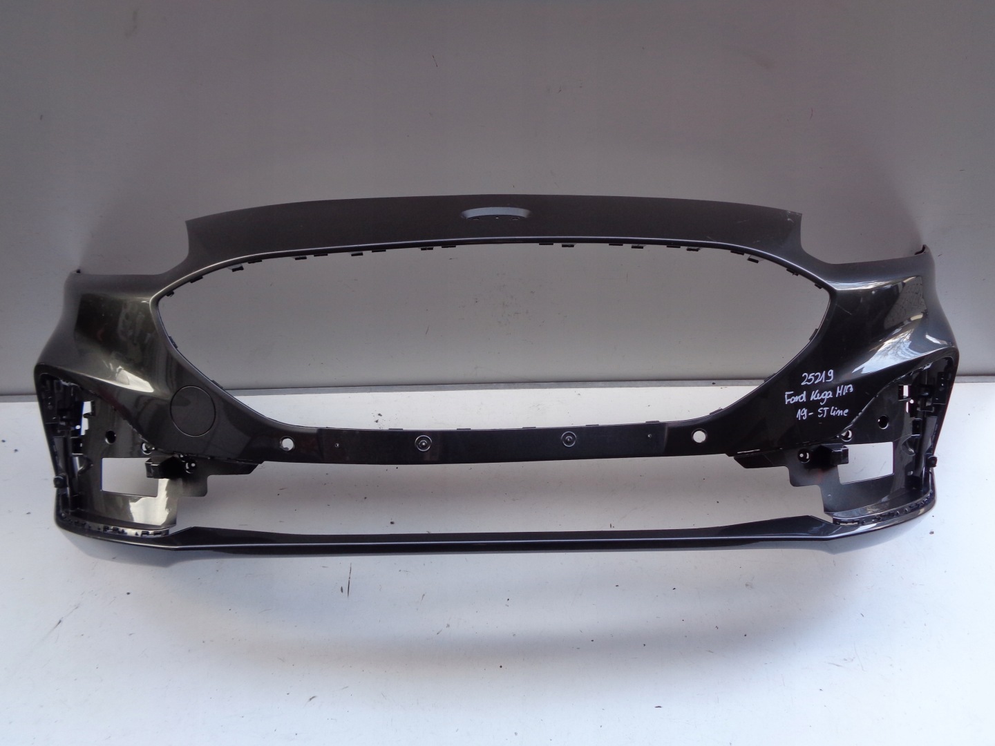 frontstoßstange FORD KUGA MK3 19- ST-LINE NR 25219