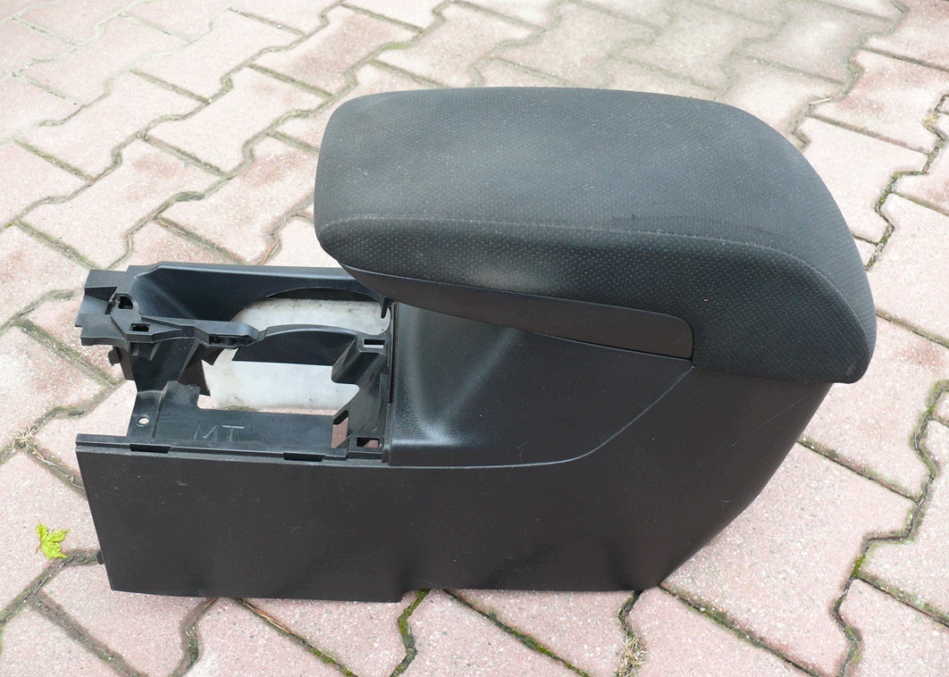 TUNEL media bracciolo MITSUBISHI OUTLANDER e 1 03-06r. MR979976