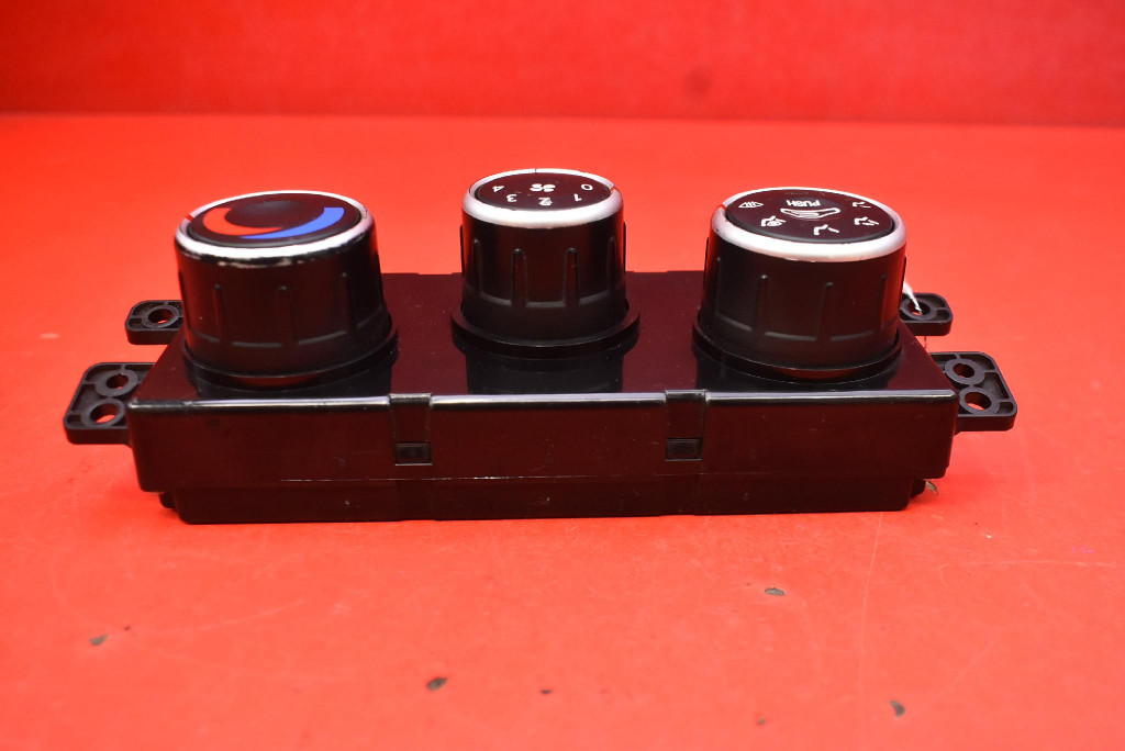 control panel air conditioning devices 97250-2EXXX HYUNDAI TUCSON 1 and 04-10