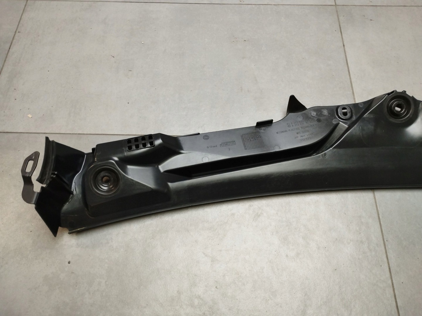 Mercedes-Benz E W213 torpedo front A2138313600 UK