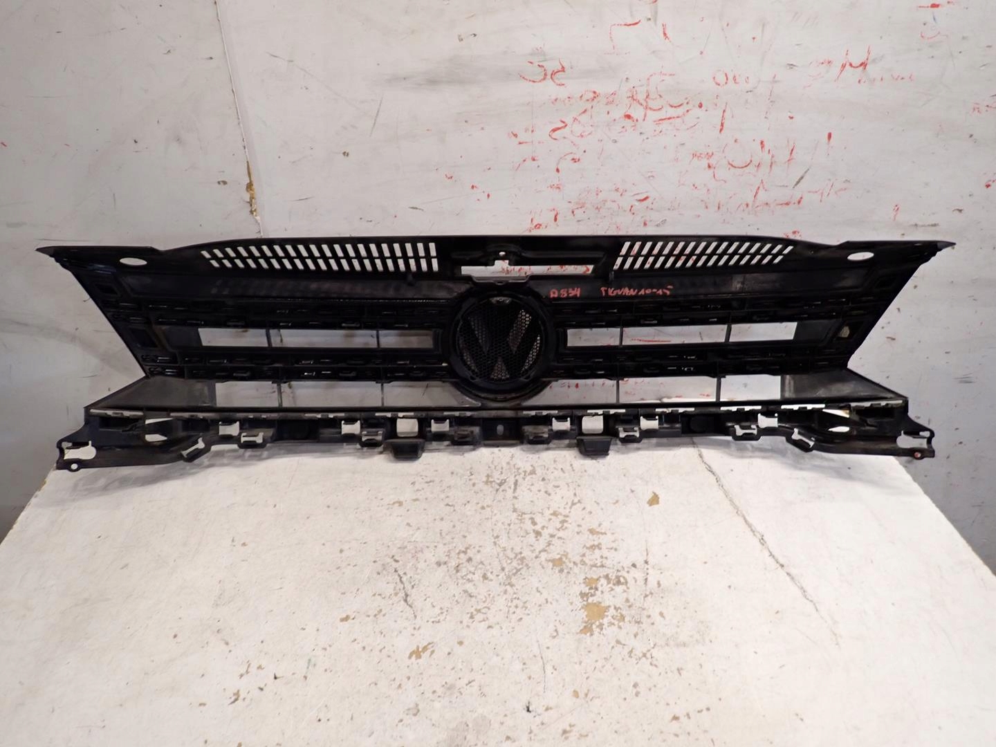 GRIGLIA VW TIGUAN e LIFT 2010-2015 5N0853653E