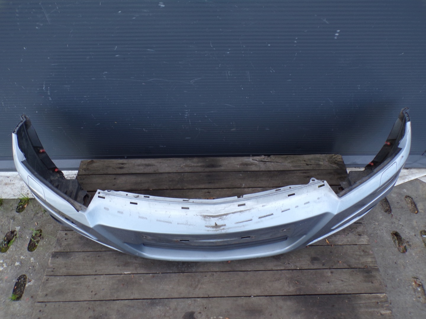 front bumper front OPEL ASTRA H LIFT washers colour Z163 (5)