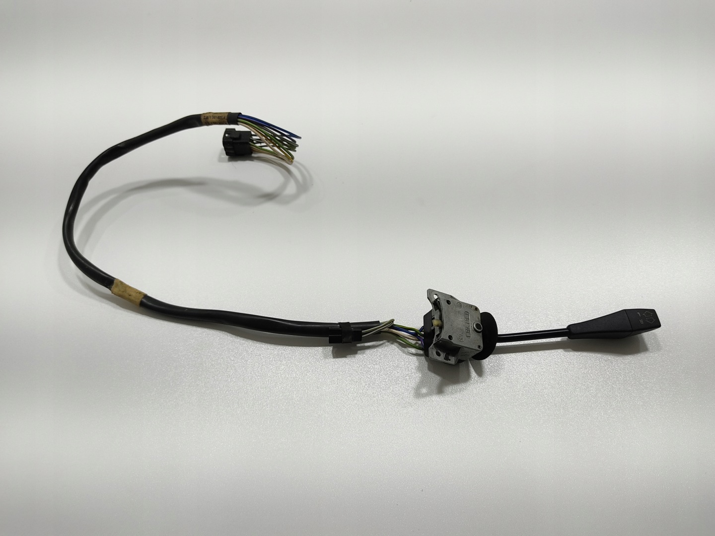 BOUTON MANETKA INDICATEURS DE DIRECTION BMW 7 E23 13615061 1977-1986