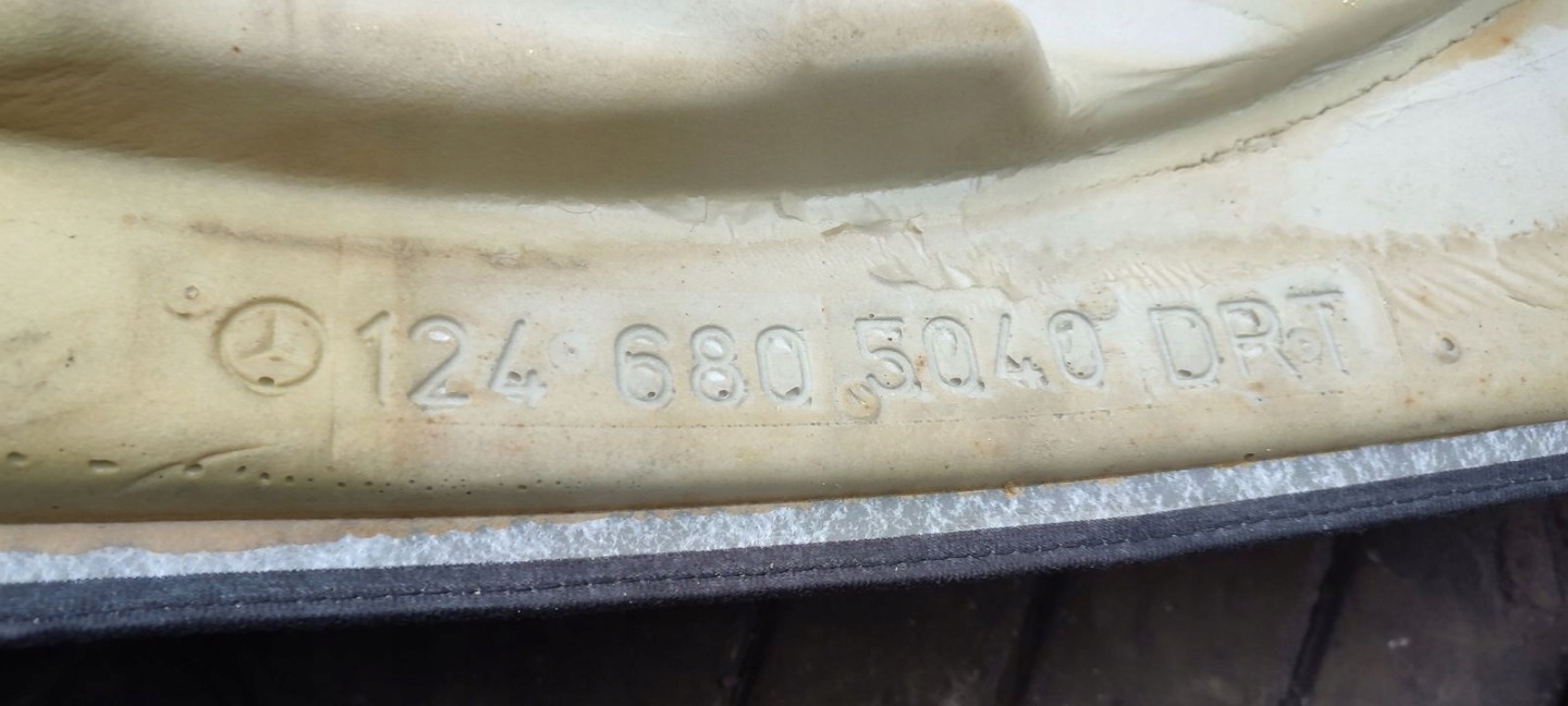 mats floor front front Mercedes W124 2,2