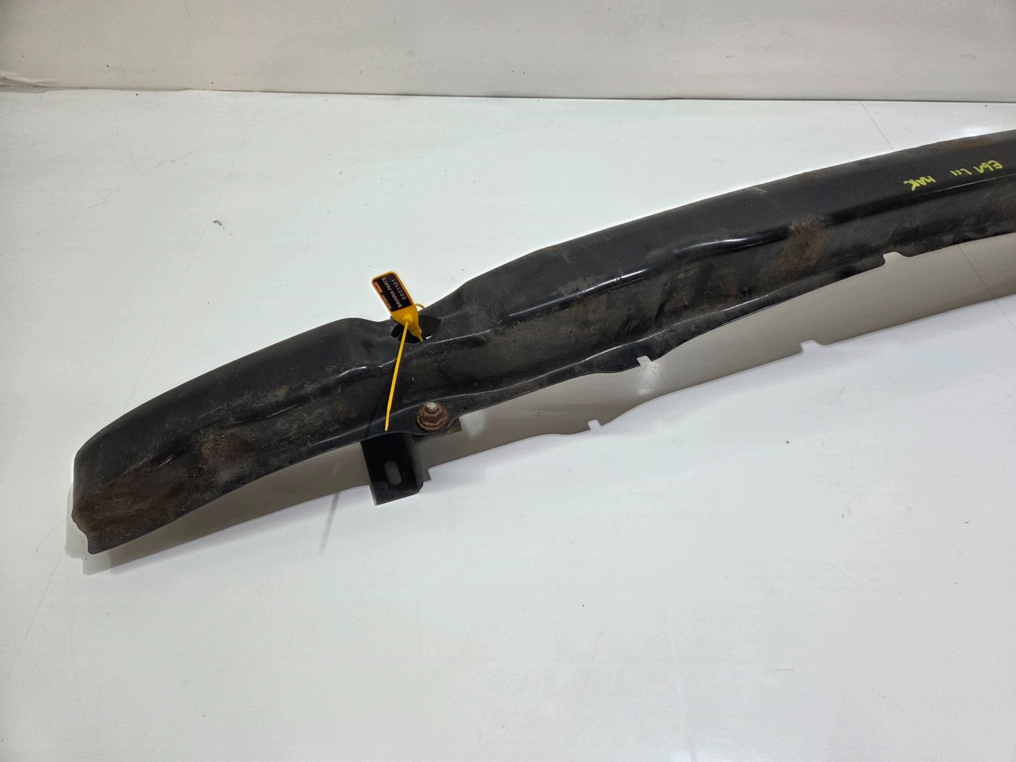 bumper support of the rear below towing BMW E61 7060788