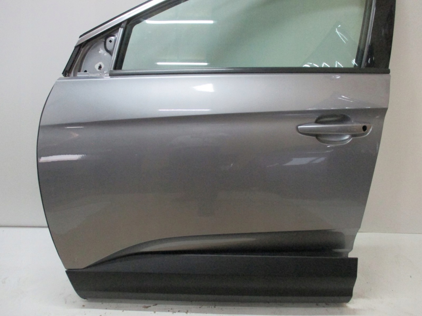 door left front OPEL GRANDLAND X 17R