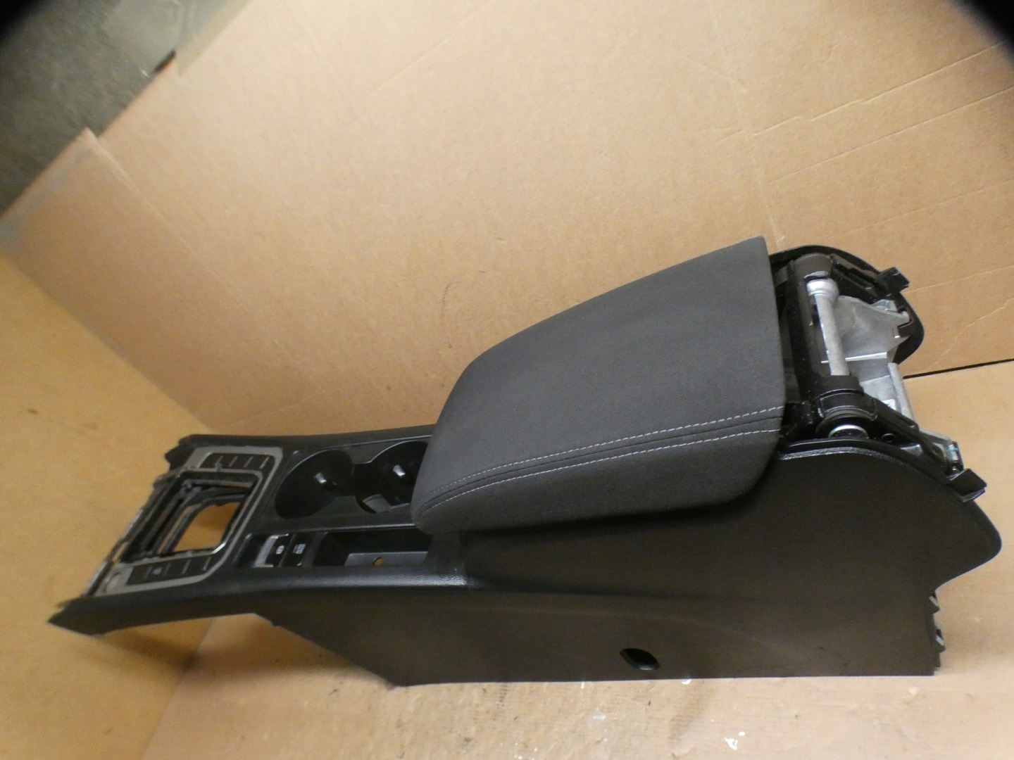 TUNEL bracciolo EUROPA Originale 3G0857100 VW PASSAT B8 19R