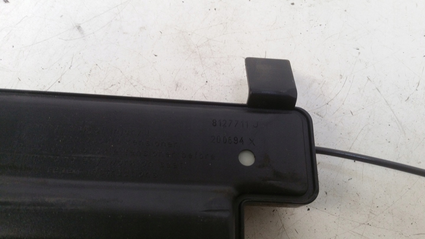 Zapinka supports left front 8127711 BMW E34