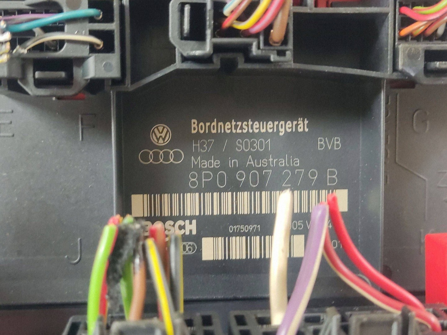 Module fusibles AUDI A3 S3 8P 2.0 TDI 2005